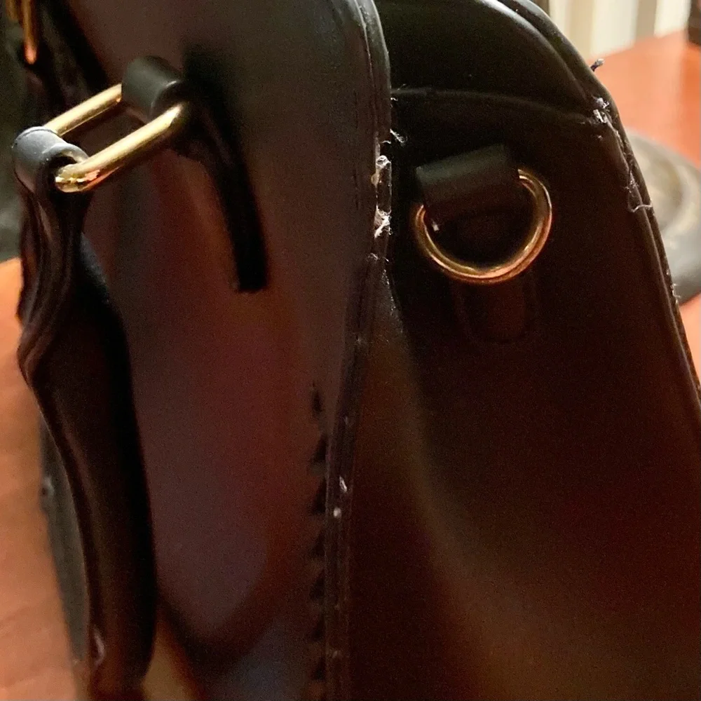 Large black women’s  3-piece handbag set